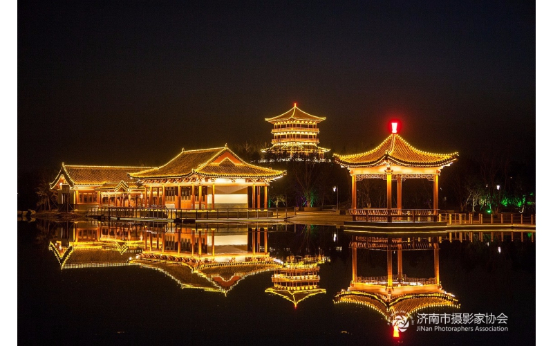 山東省濟(jì)南市章丘區(qū)繡江河公園景觀(guān)亮化工程